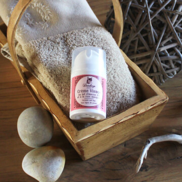 Crème visage rose musquée au lait d’ânesse